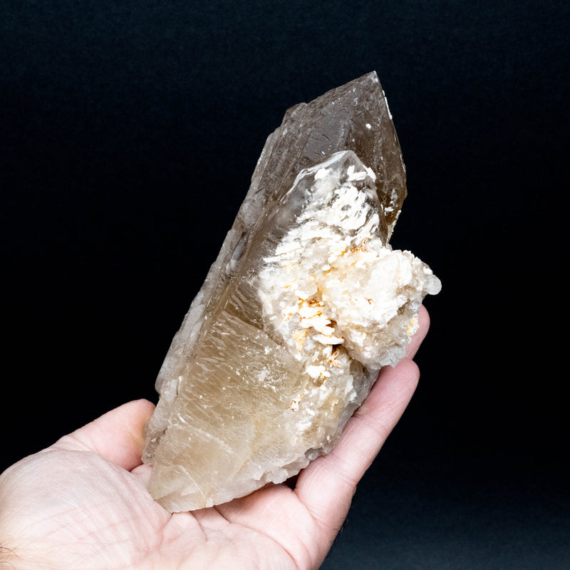 Citrine Crystal 1134 g 161x112mm self healed