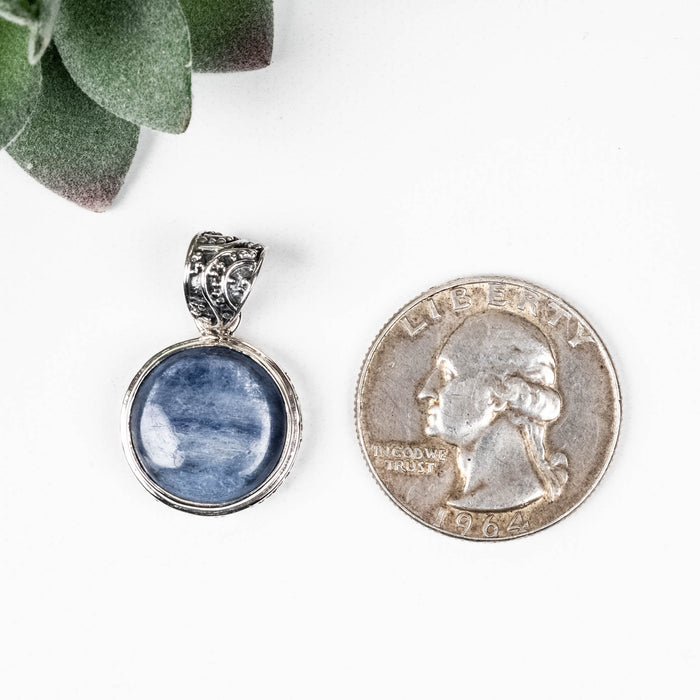 Kyanite Pendant 5.29 g 27x16mm .925 Silver