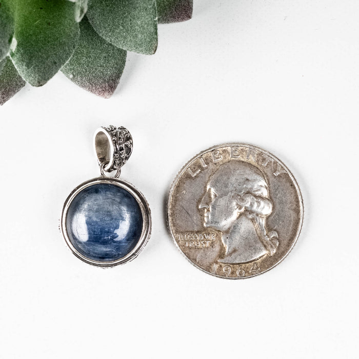 Kyanite Pendant 5.11 g 26x16mm .925 Silver