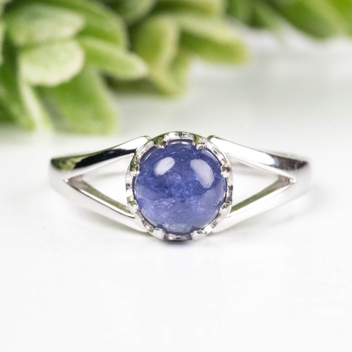 Tanzanite Ring 5.5mm Size 6 .925 Silver