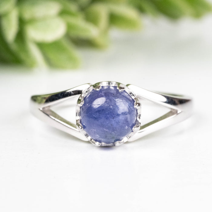 Tanzanite Ring 5.5mm Size 7 .925 Silver