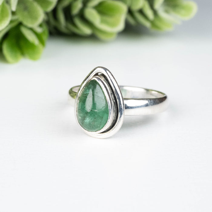Emerald Ring 9x6mm Size 6