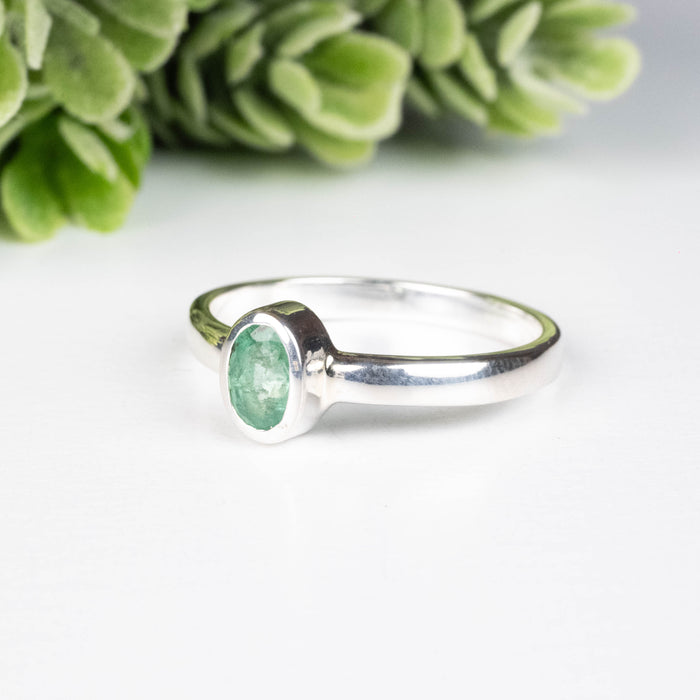 Emerald Ring 6x4mm Size 9