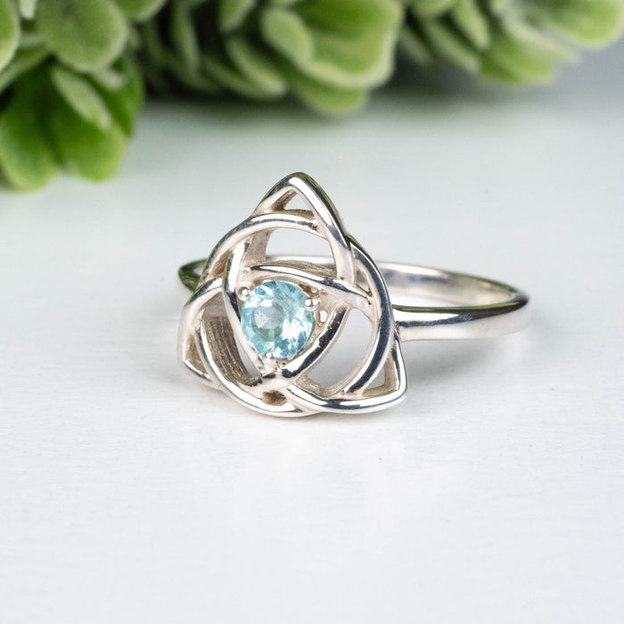 Apatite Ring 4mm Size 8