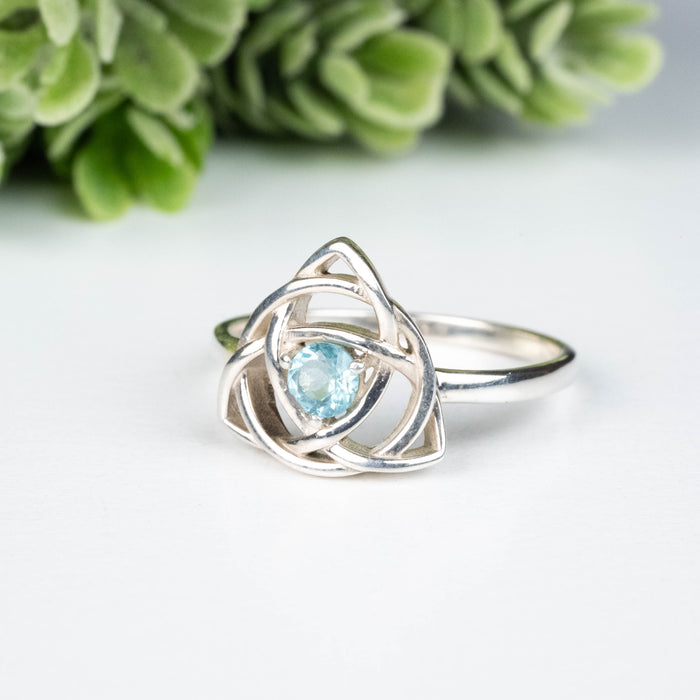 Apatite Ring 4mm Size 10