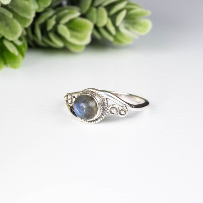 Labradorite Ring 5mm Size 6