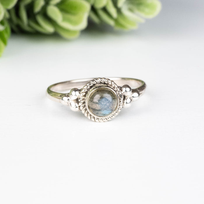 Labradorite Ring 5mm Size 7