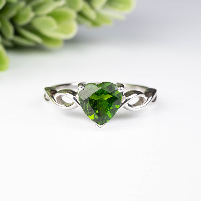 Chrome Diopside Ring 7mm Size 7