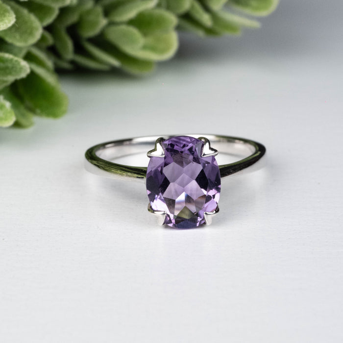 Amethyst Ring 10x8mm Size 9