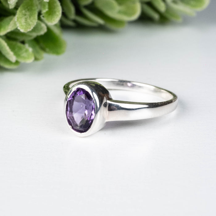Amethyst Ring 8x6mm Size 8