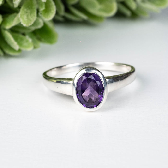 Amethyst Ring 8x6mm Size 9