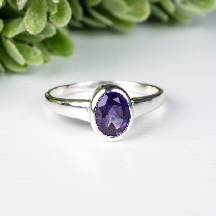 Amethyst Ring 8x6mm Size 9