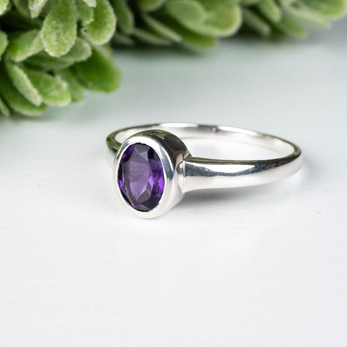 Amethyst Ring 8x6mm Size 10