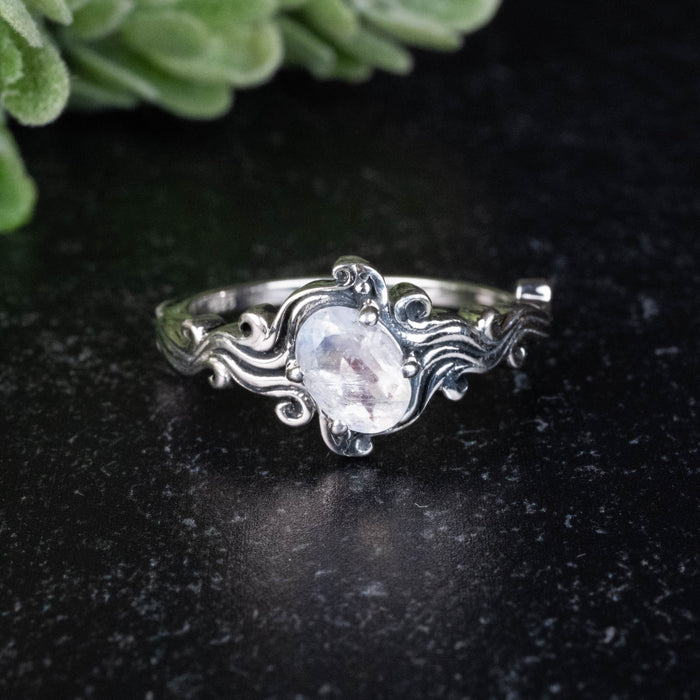 Madagascar Moonstone Ring7x5mm Size 8