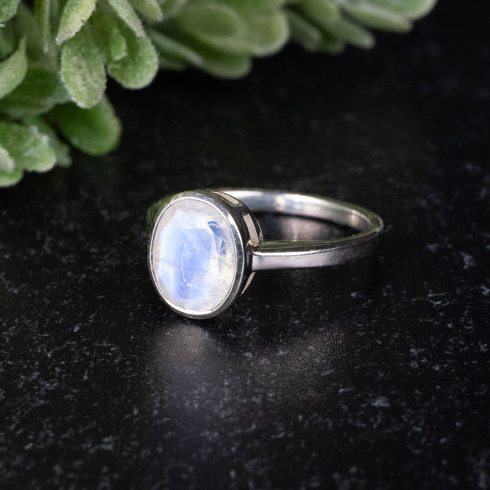Moonstone Ring 9x7mm Size 6