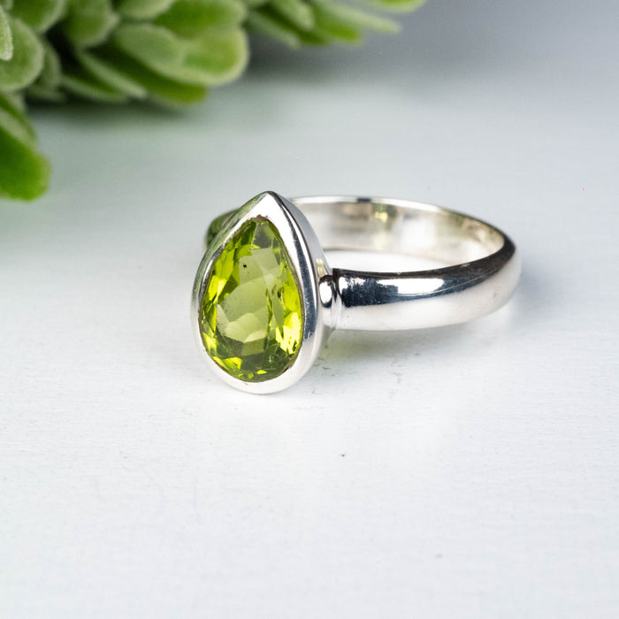 Peridot Ring 11x8mm Size 8