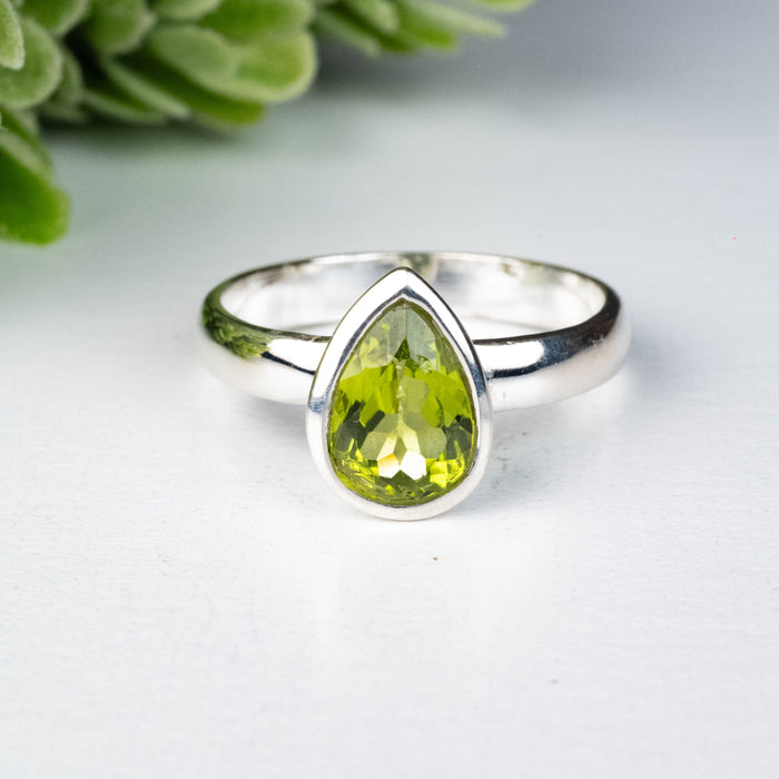Peridot Ring 11x8mm Size 10