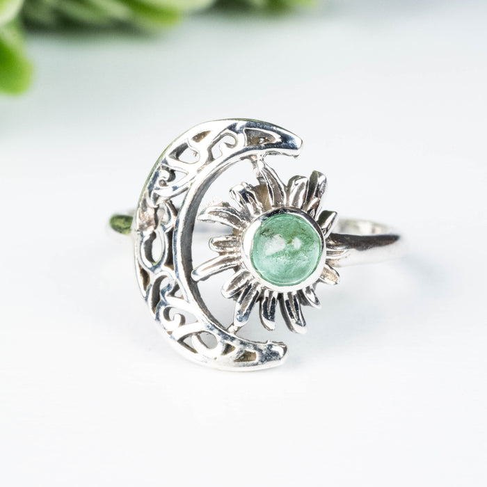 Emerald Ring 4.5mm Size 7
