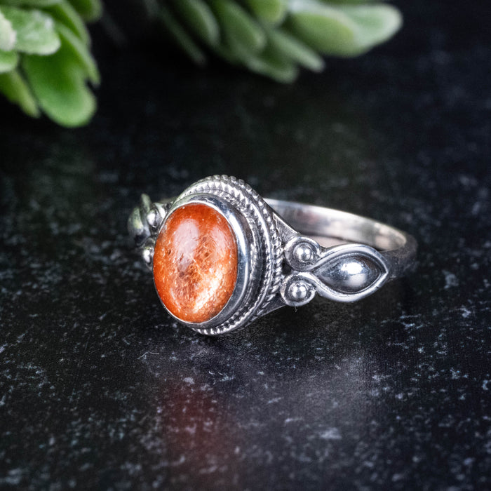 Sunstone Ring 8x6mm Size 7
