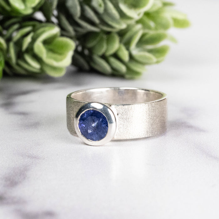Tanzanite Ring 6mm Size 7