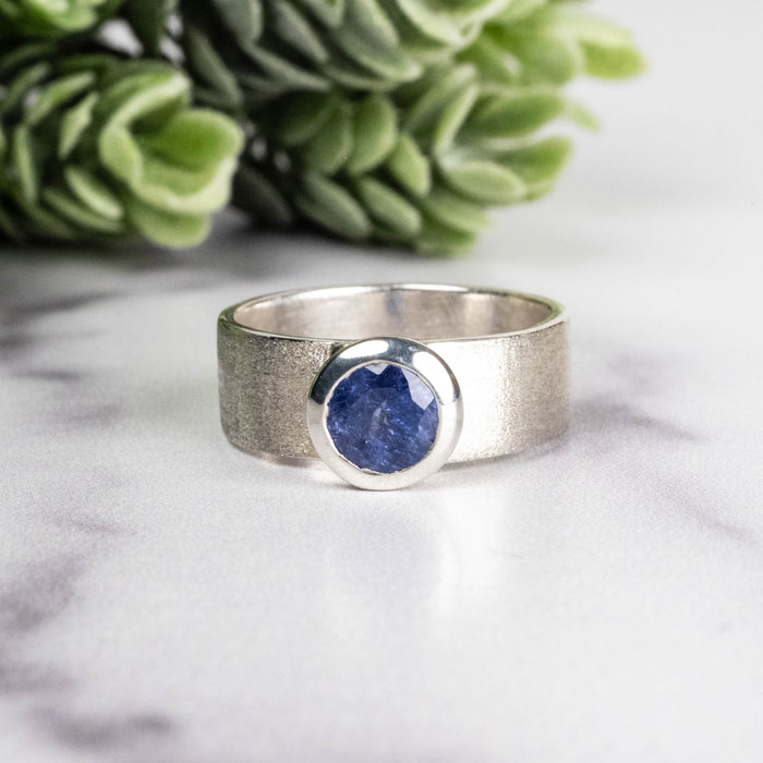 Tanzanite Ring 6mm Size 7
