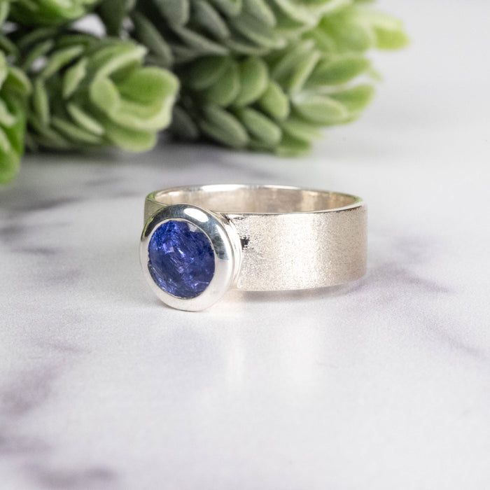 Tanzanite Ring 6mm Size 7