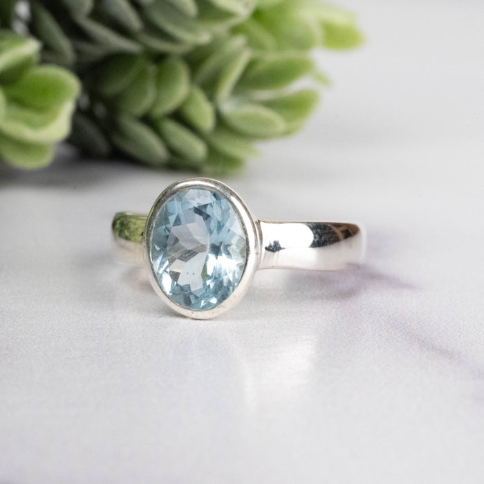 Aquamarine Ring 9x7mm Size 7
