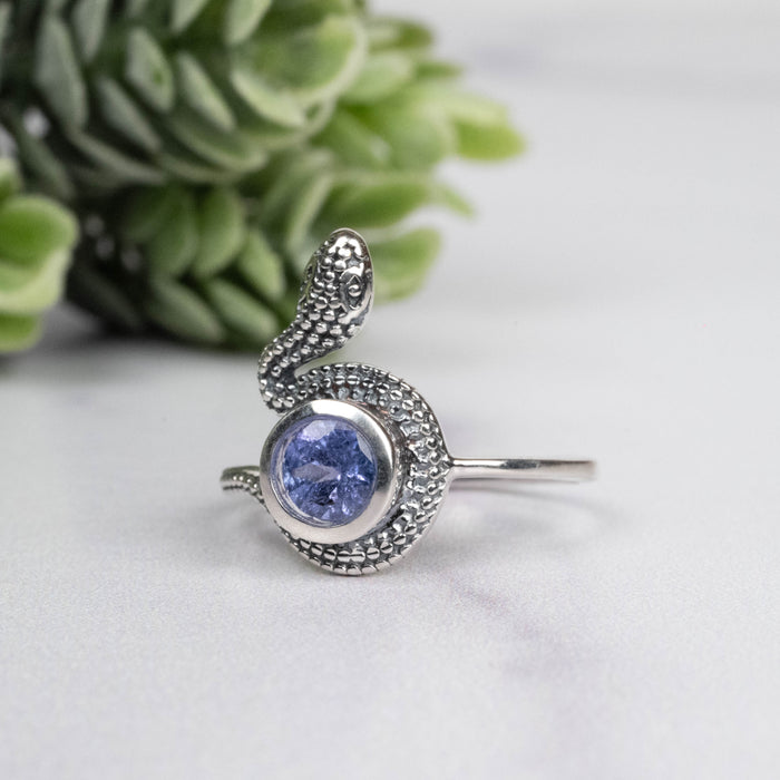 Tanzanite Ring 5mm Size 6