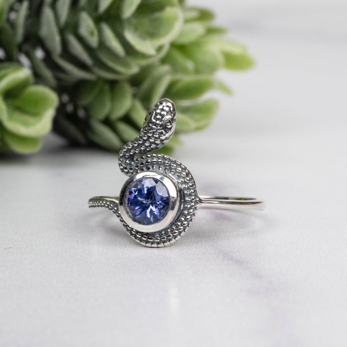 Tanzanite Ring 5mm Size 8