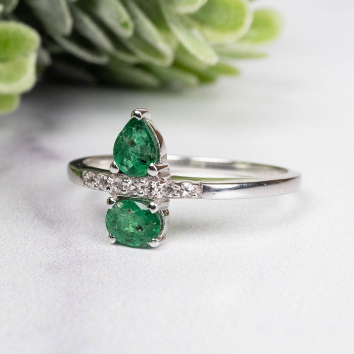 Emerald + White Topaz Ring 4-5mm Size 8