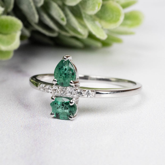 Emerald + White Topaz Ring 4-5mm Size 9