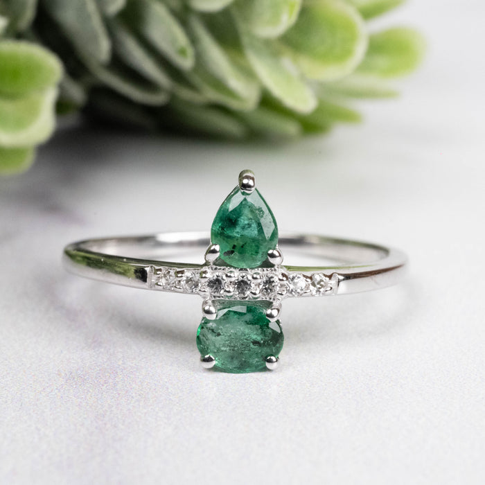 Emerald + White Topaz Ring 4-5mm Size 9