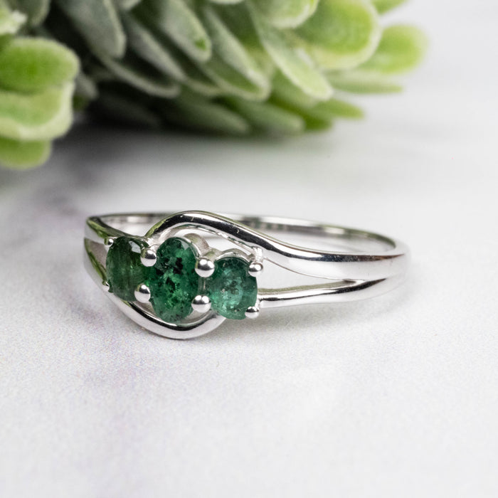 Emerald Ring 3-5mm Size 9