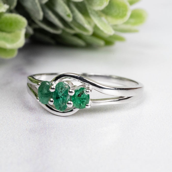 Emerald Ring 3-5mm Size 10