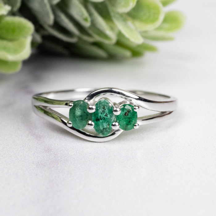 Emerald Ring 3-5mm Size 10