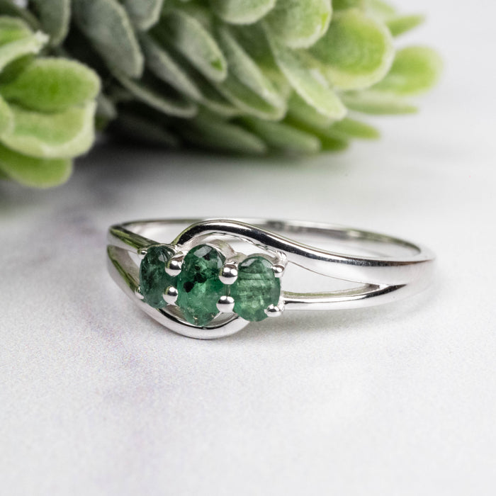 Emerald Ring 3-5mm Size 10