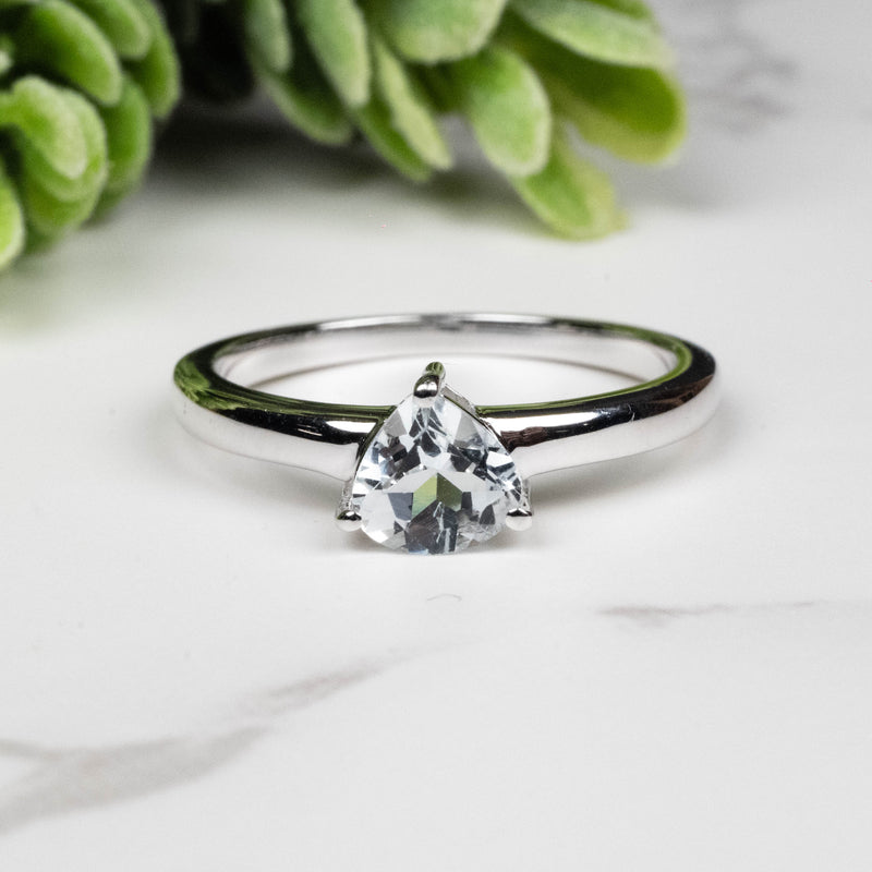 Aquamarine Ring 6mm Size 8