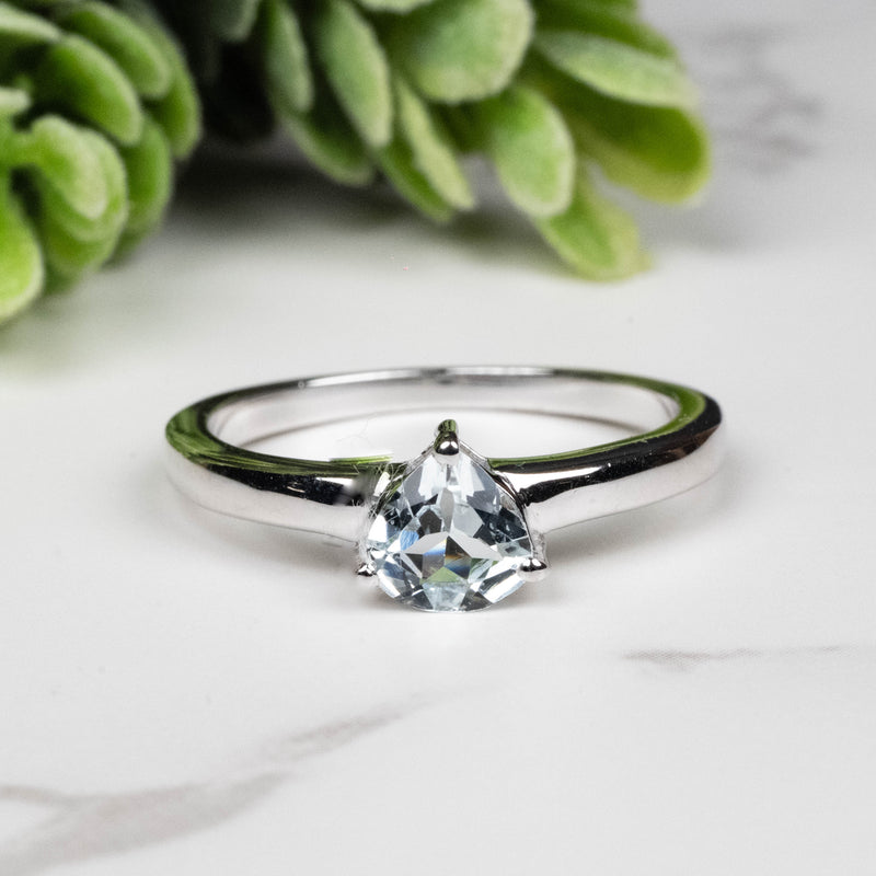 Aquamarine Ring 6mm Size 8