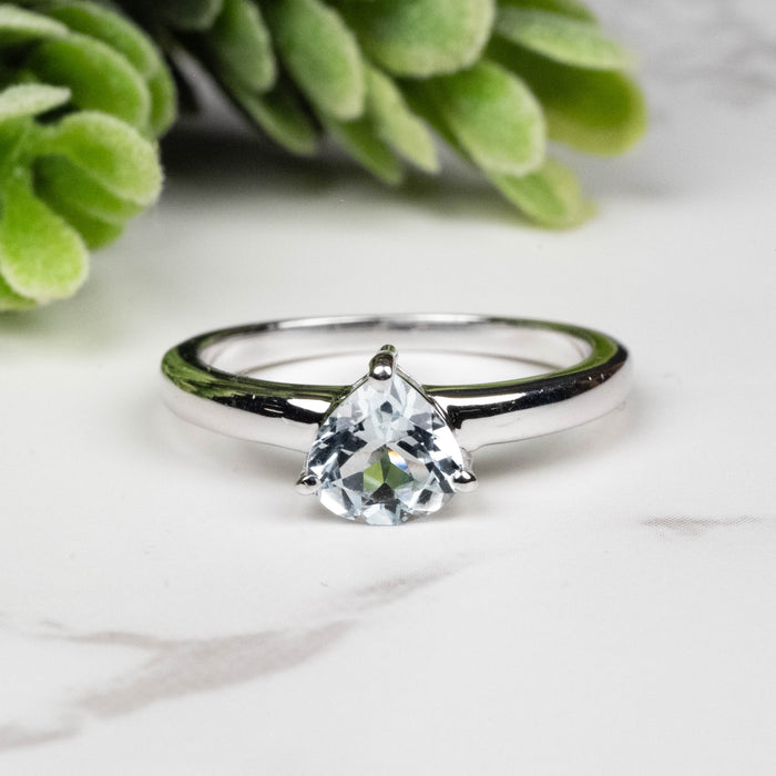 Aquamarine Ring 6mm Size 6