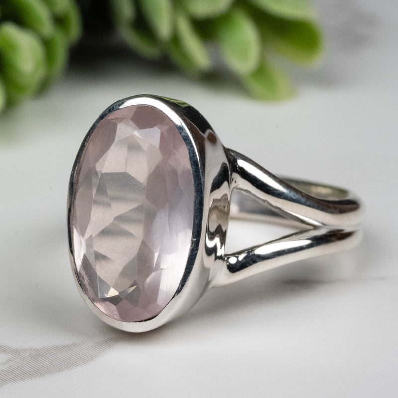 Rose Quartz Ring 15x9mm Size 8