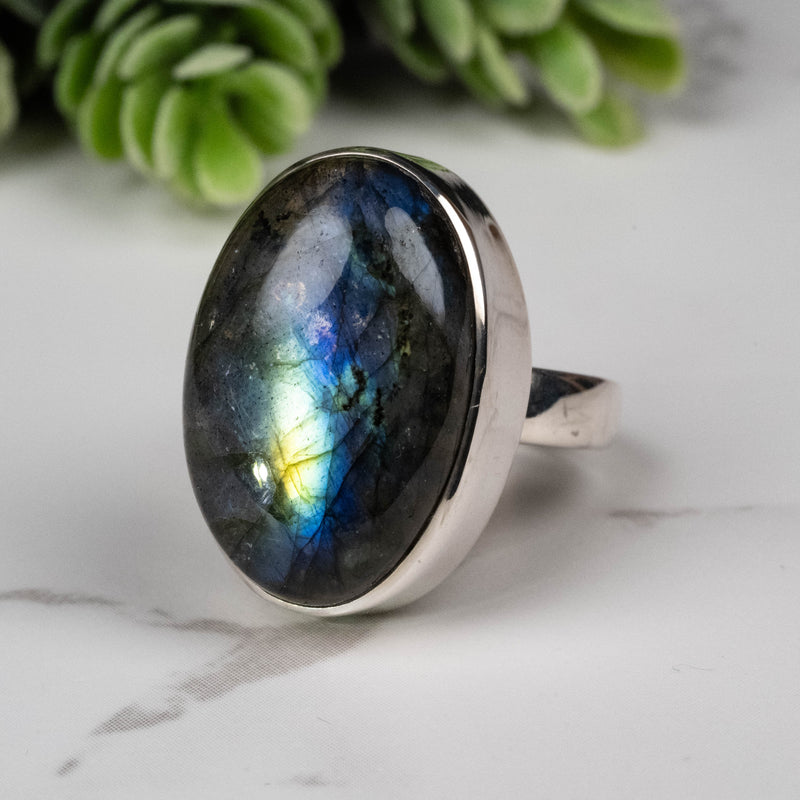 Labradorite Ring 21x14mm Size 5.5