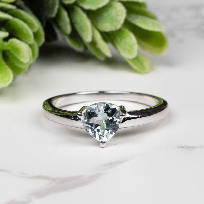 Aquamarine Ring 6mm Size 7