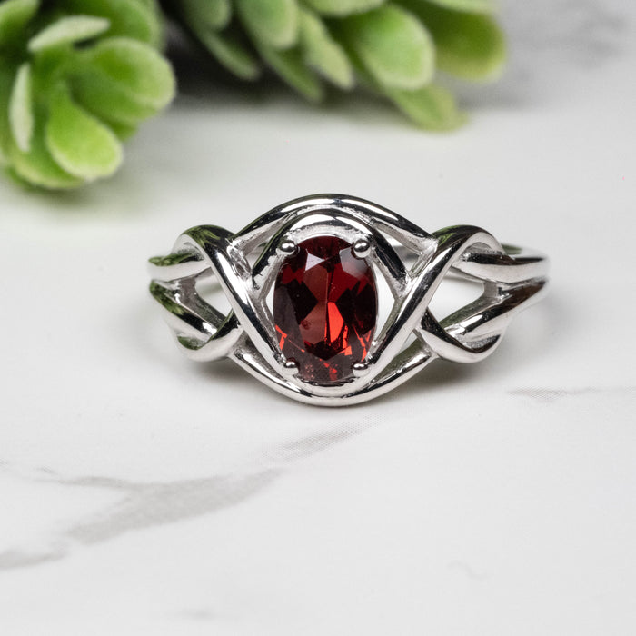 Garnet Ring 7x5mm Size 8
