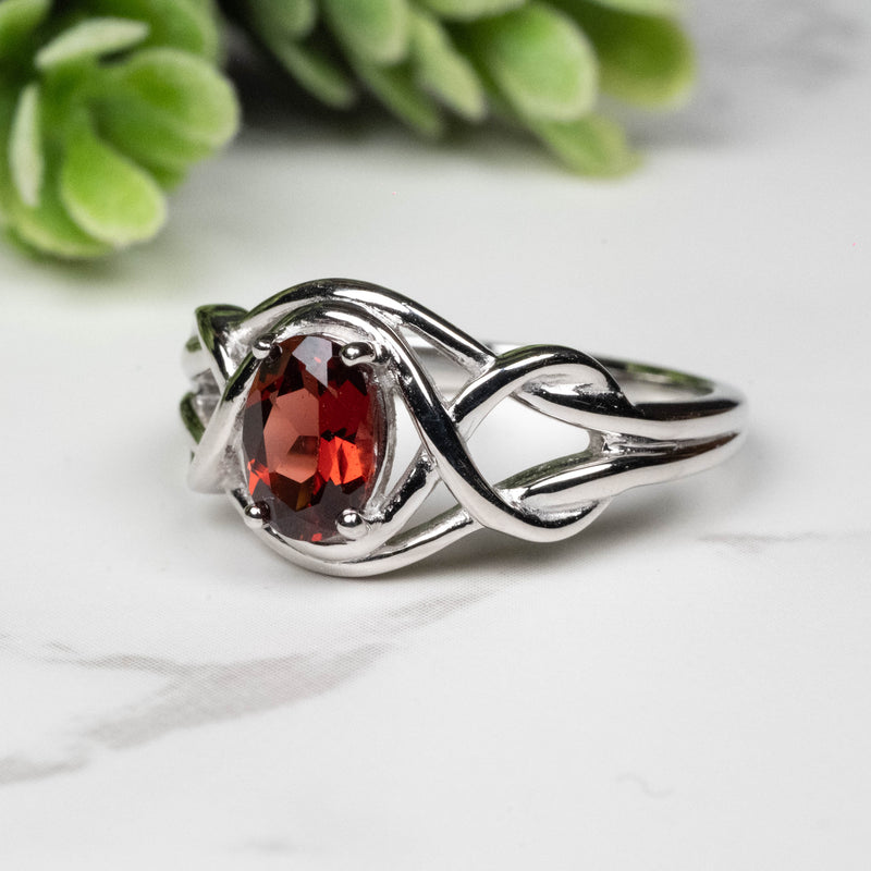 Garnet Ring 7x5mm Size 8