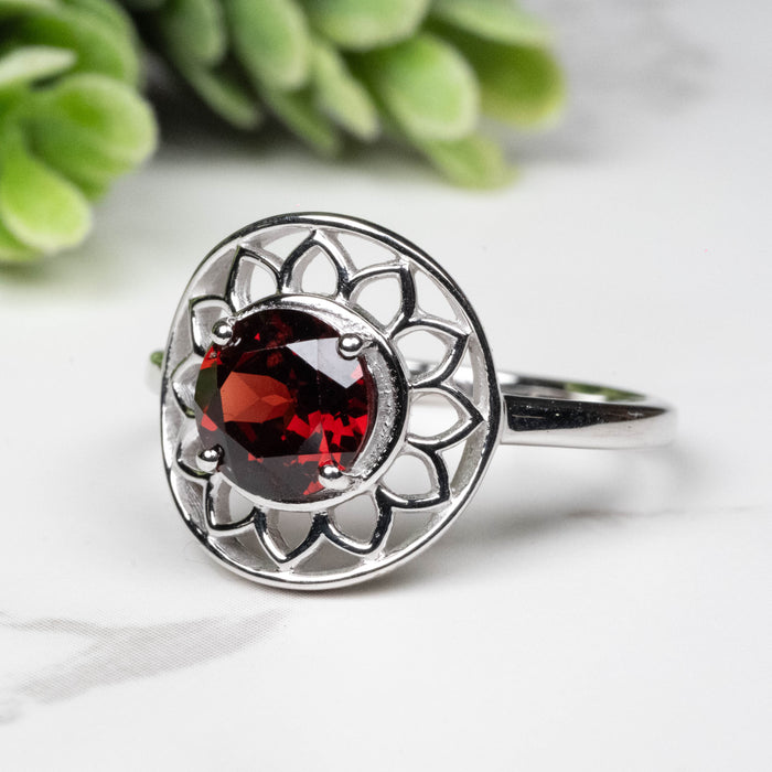 Garnet Ring 7mm Size 9