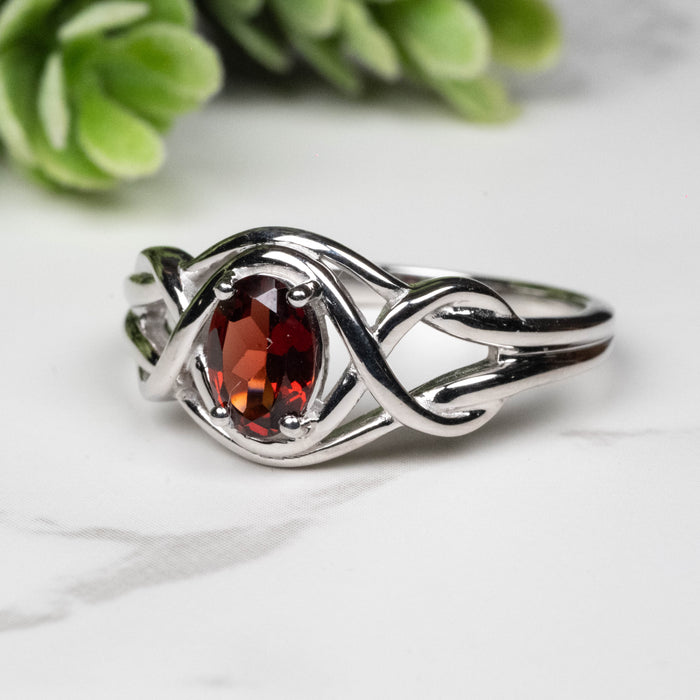 Garnet Ring 7x5mm Size 10