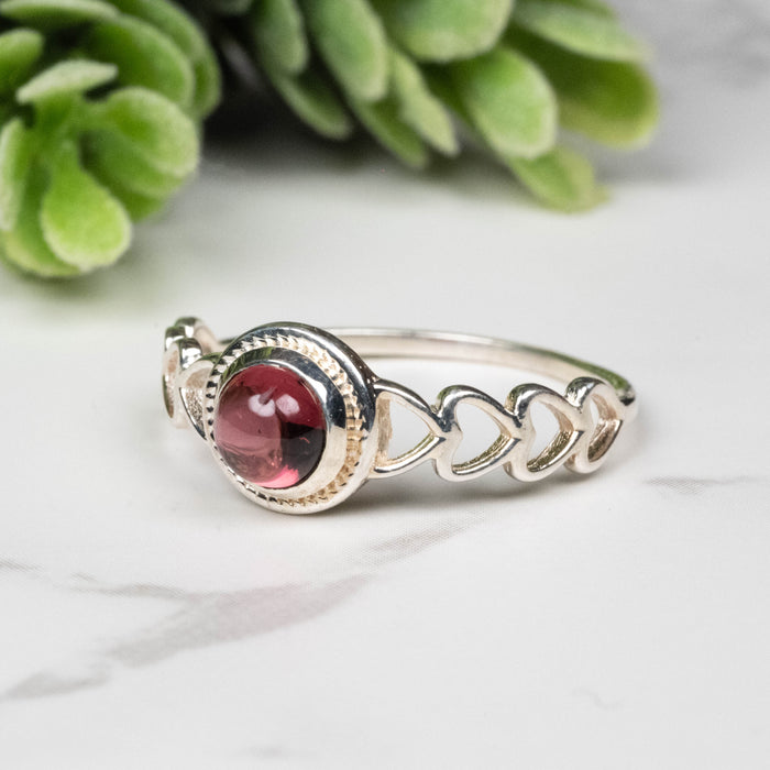 Garnet Ring 5mm Size 8