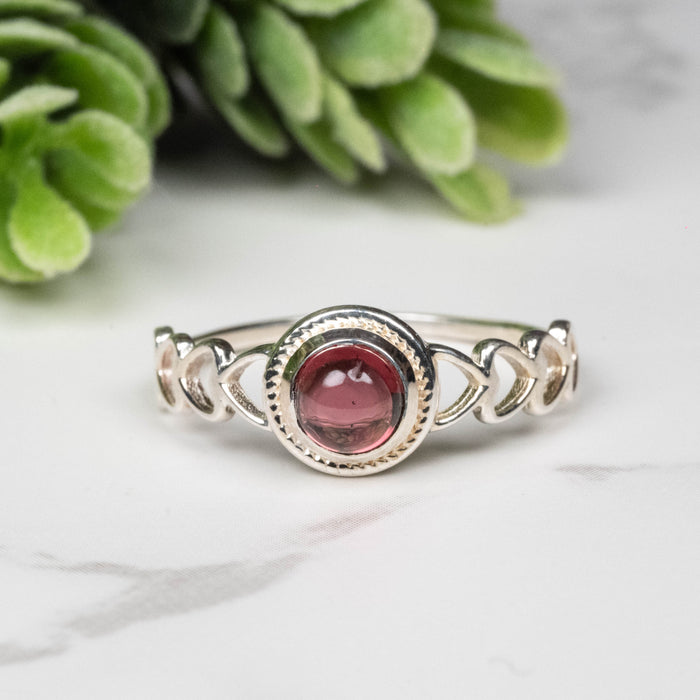 Garnet Ring 5mm Size 8