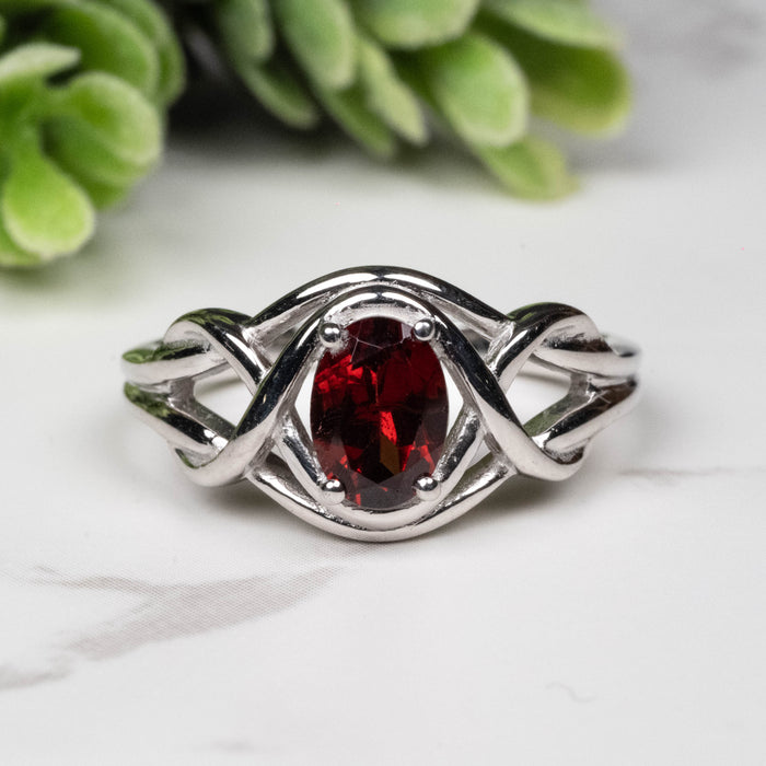 Garnet Ring 7x5mm Size 8