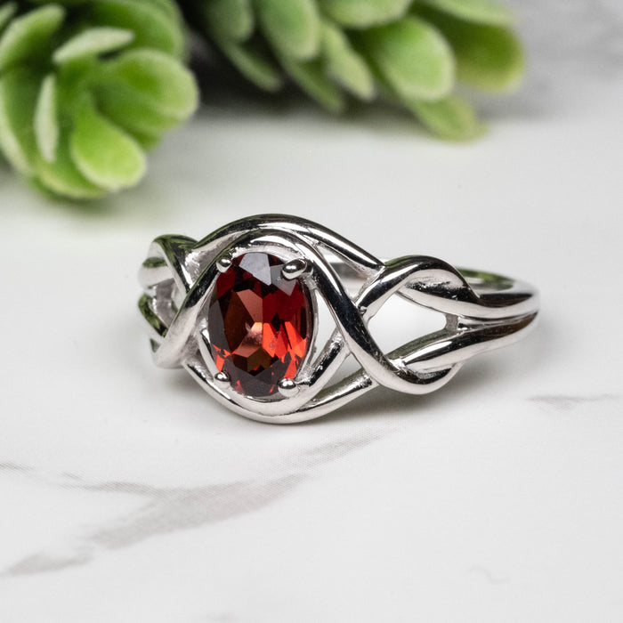Garnet Ring 7x5mm Size 8